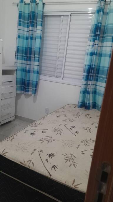 Apto Em Ubatuba Divisa Com A Praia De Itagua E Facil Acesso As Praias Fica Ao Lado Do Atacado Tenda Da Rodovia Rio Santos Extérieur photo